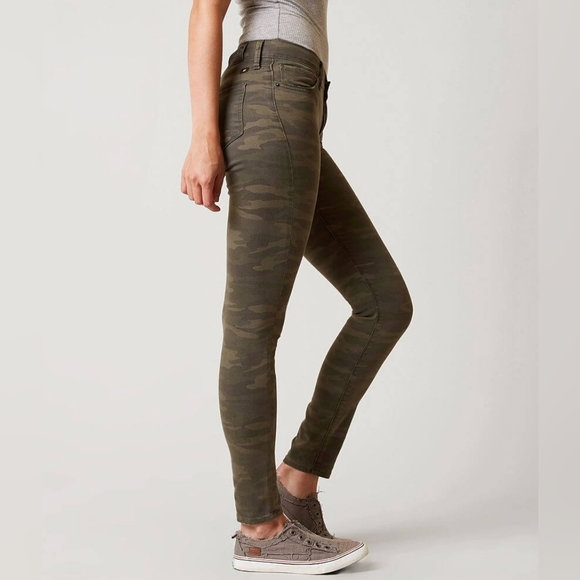 Lucky Brand Brooke Stretch Legging Jean Khaki Green Camouflage Size 2/26 - Picture 3 of 16
